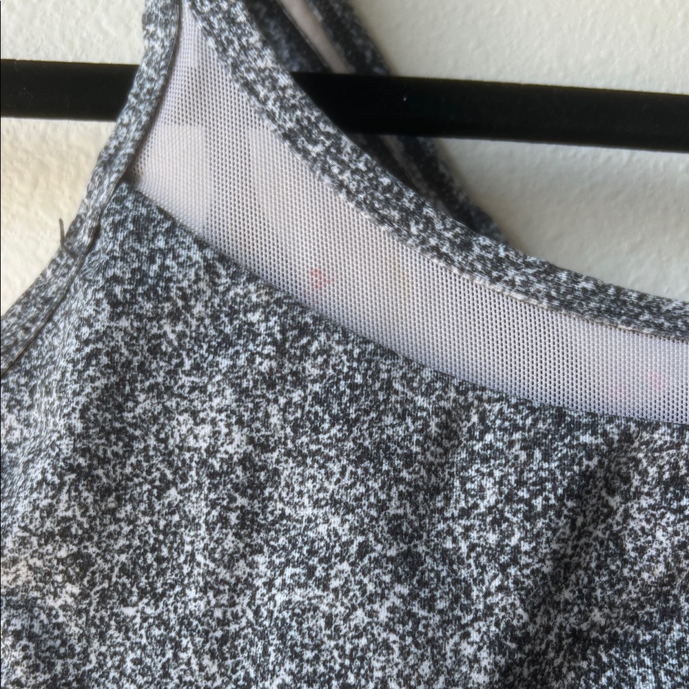 Lululemon Athletica Heathered Gray Sports Bra - Picture 4 of 5